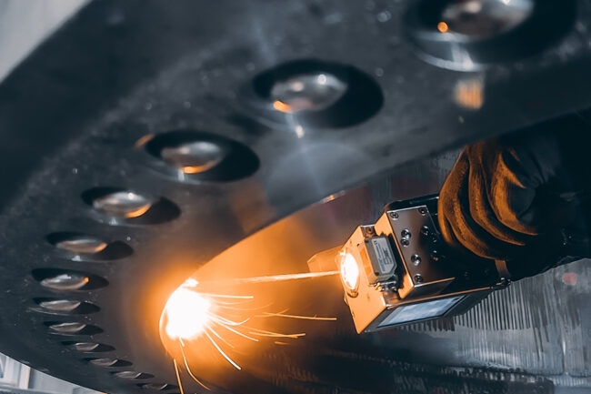 Reinigung mit Laser Laserreinigung Österreich auf Metal